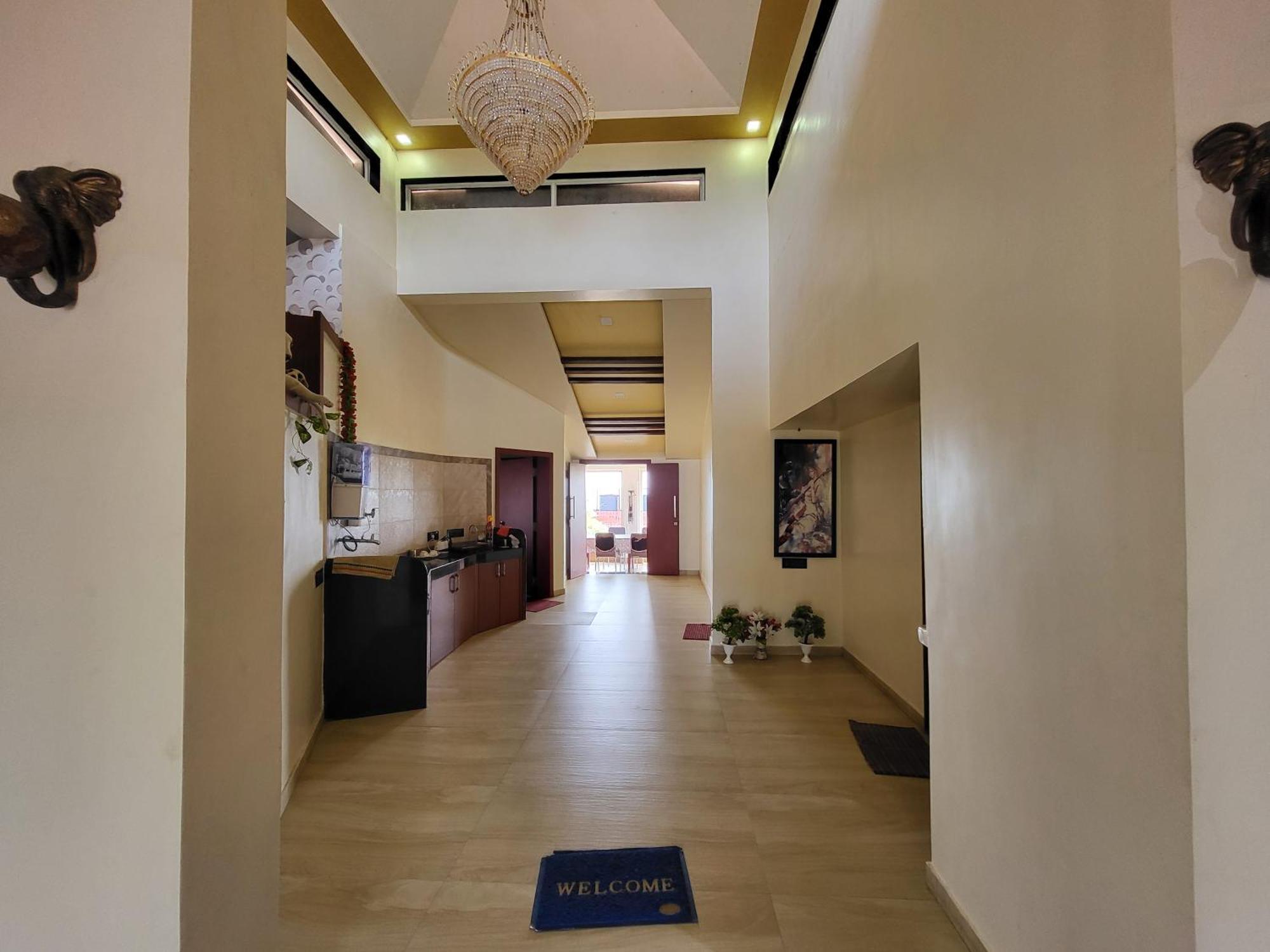 Paras Holiday Home Satara Ngoại thất bức ảnh
