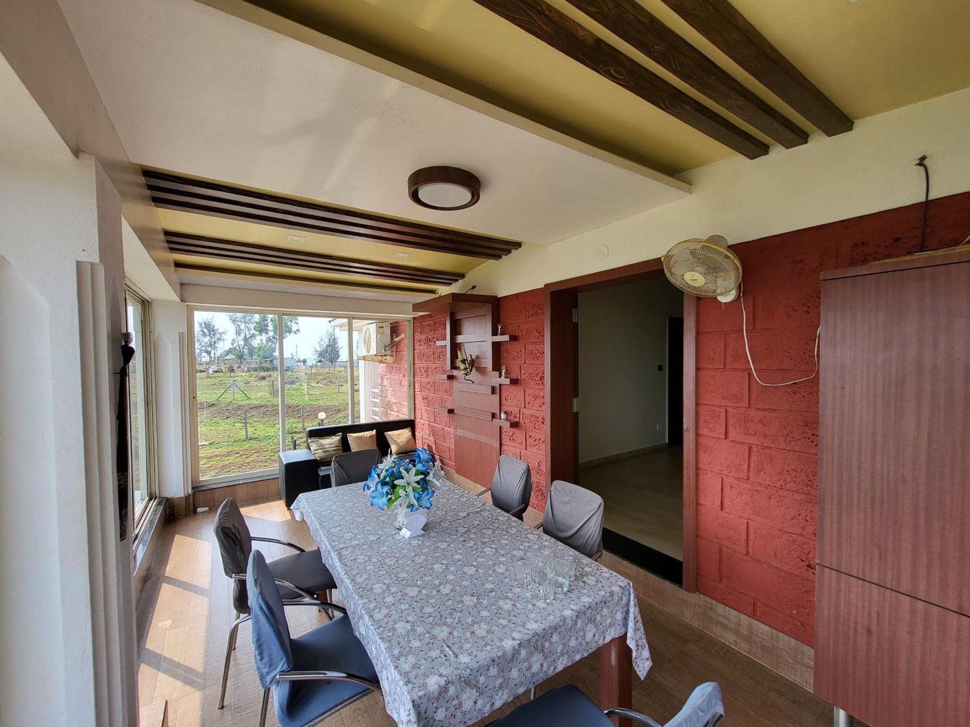 Paras Holiday Home Satara Ngoại thất bức ảnh