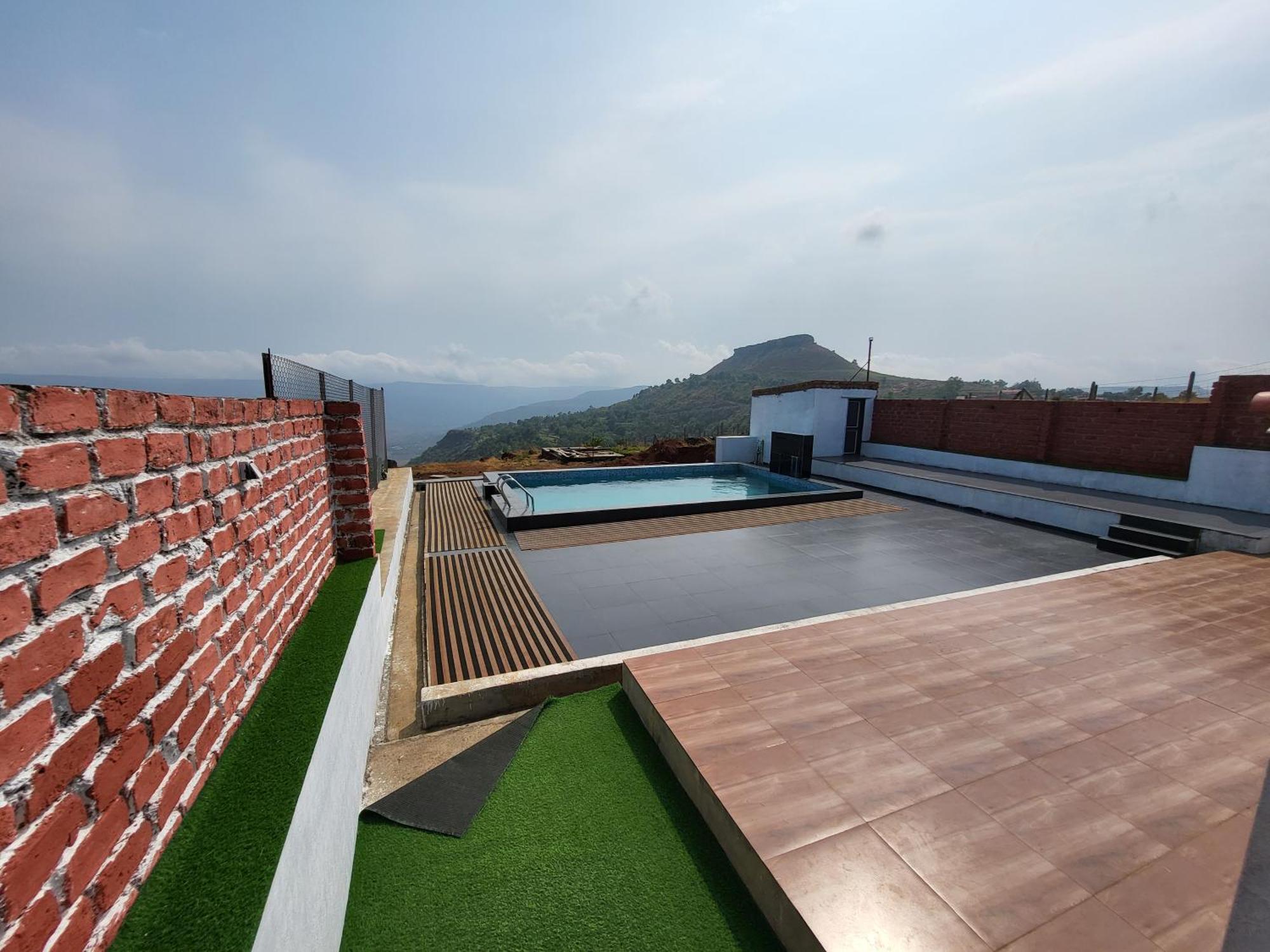 Paras Holiday Home Satara Ngoại thất bức ảnh